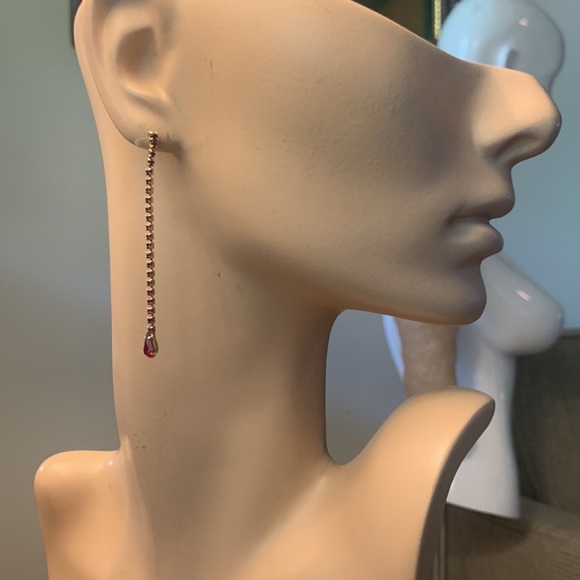 DANGLING VICTORIAN RUBY GARNET RED CRYSTALS RHINESTONES EARRINGS - Picture 6 of 12